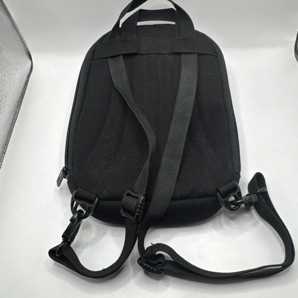 Nintendo DS 3DS Carrying Case Blue Rare Canvas Backpack Style Straps On Bag